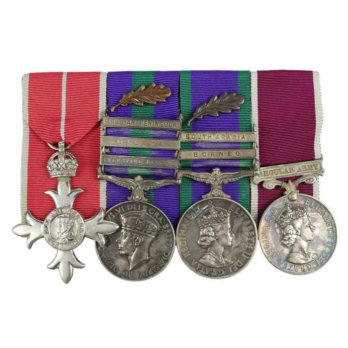 Medals & Militaria
