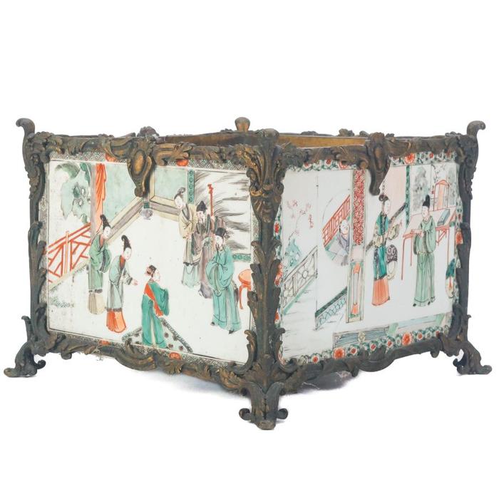 19th Century Chinese Famille Vert Jardinière