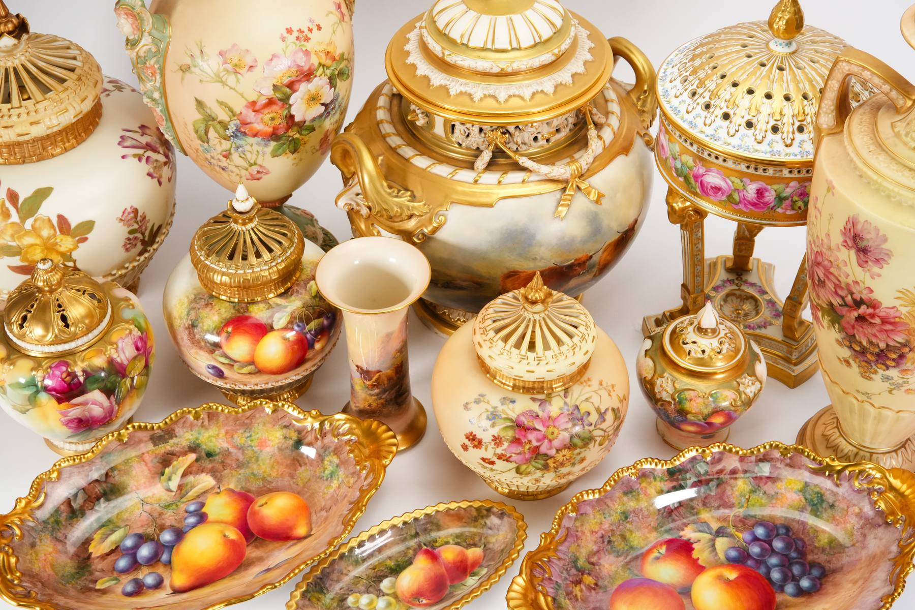 Royal Worcester porcelain gathered for valuation